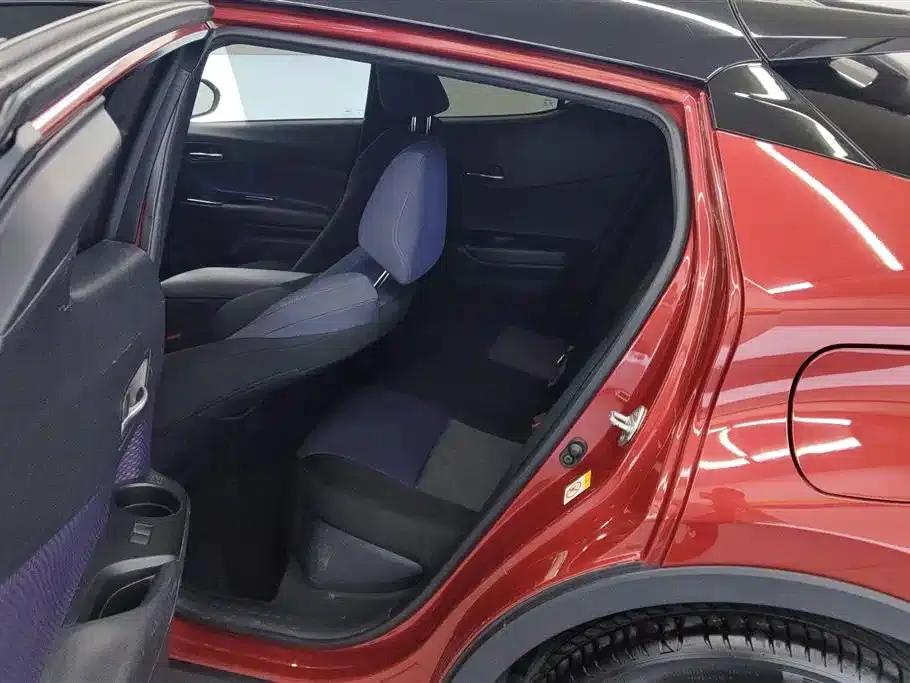 Toyota C-HR 2018 2.0L Premium Sunroof Edition (China VI Emission Standard) — миниатюра 11