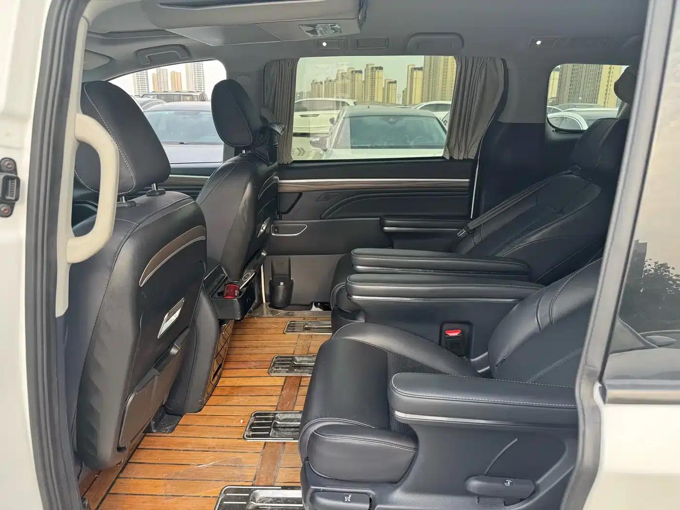 Trumpchi M8 2023 Leading Series 390T Premium Edition — миниатюра 9