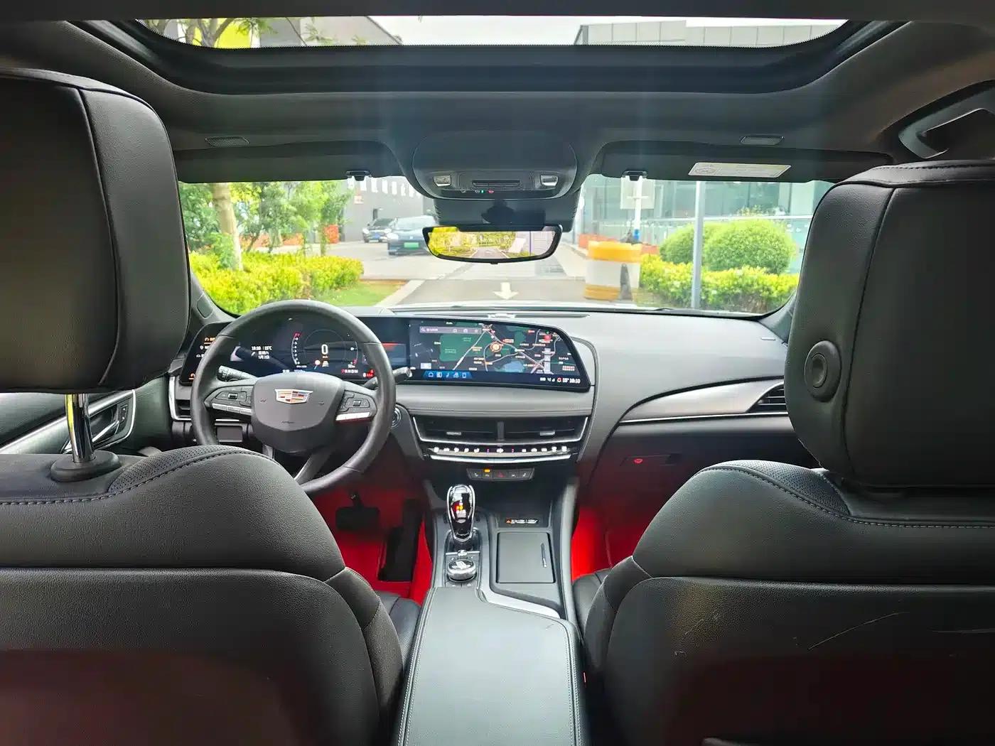 2024 Cadillac CT5 28T Luxury Pro — миниатюра 5