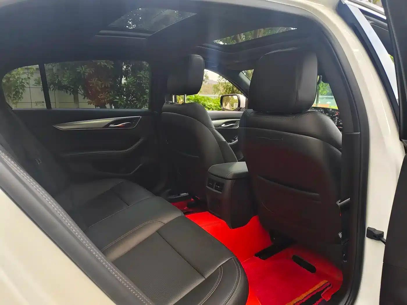 2024 Cadillac CT5 28T Luxury Pro — миниатюра 7
