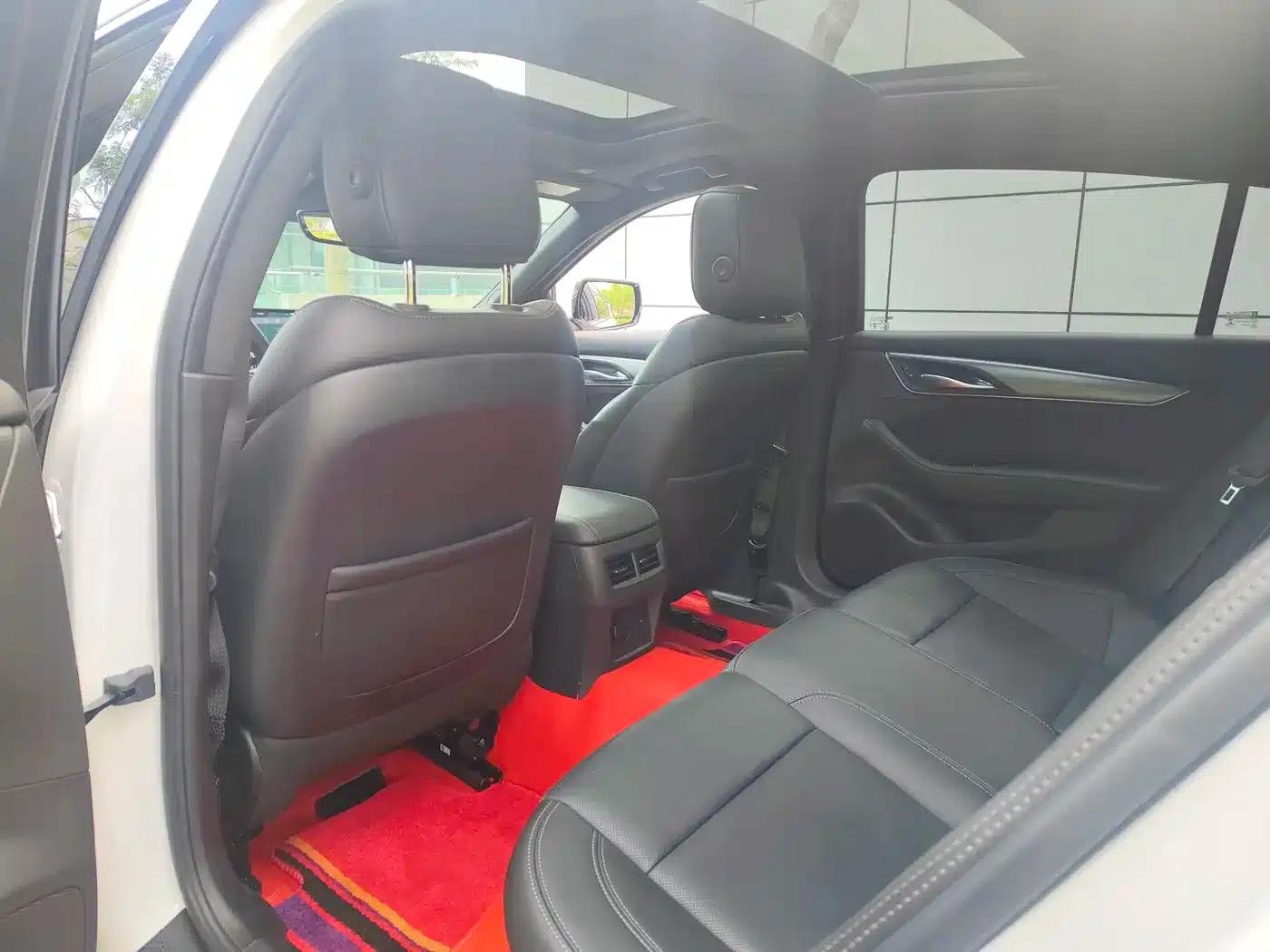 2024 Cadillac CT5 28T Luxury Pro — миниатюра 8