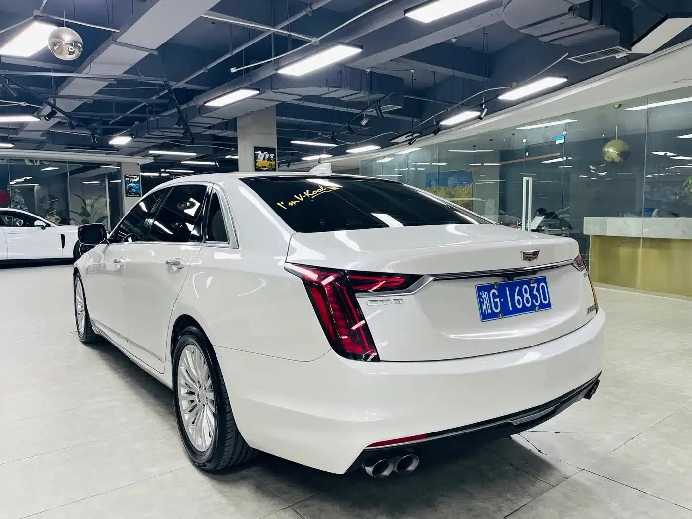 2019 Cadillac CT6 28T Fashion Edition — миниатюра 4