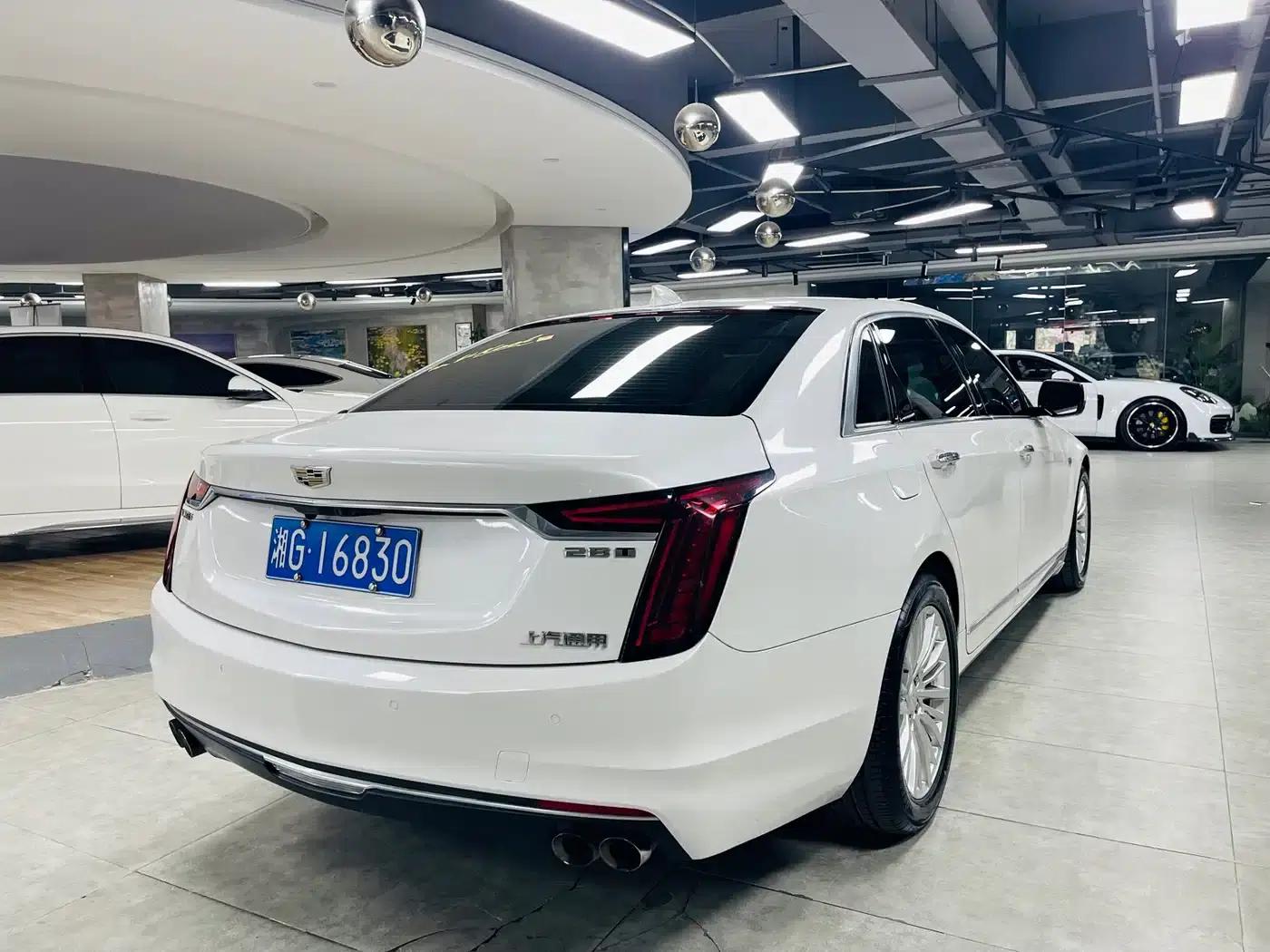 2019 Cadillac CT6 28T Fashion Edition — миниатюра 5
