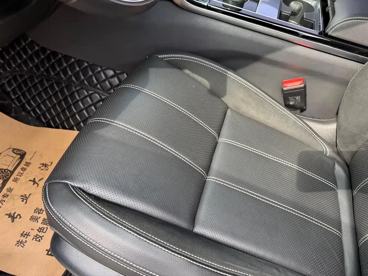 Range Rover Velar 2019 250PS R-DYNAMIC S — миниатюра 21