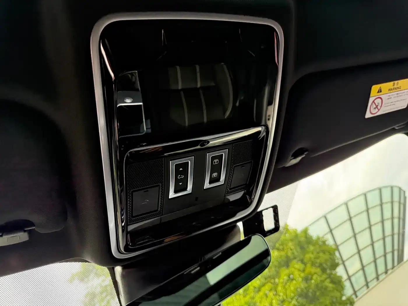 Range Rover Velar 2019 250PS R-DYNAMIC S — миниатюра 30
