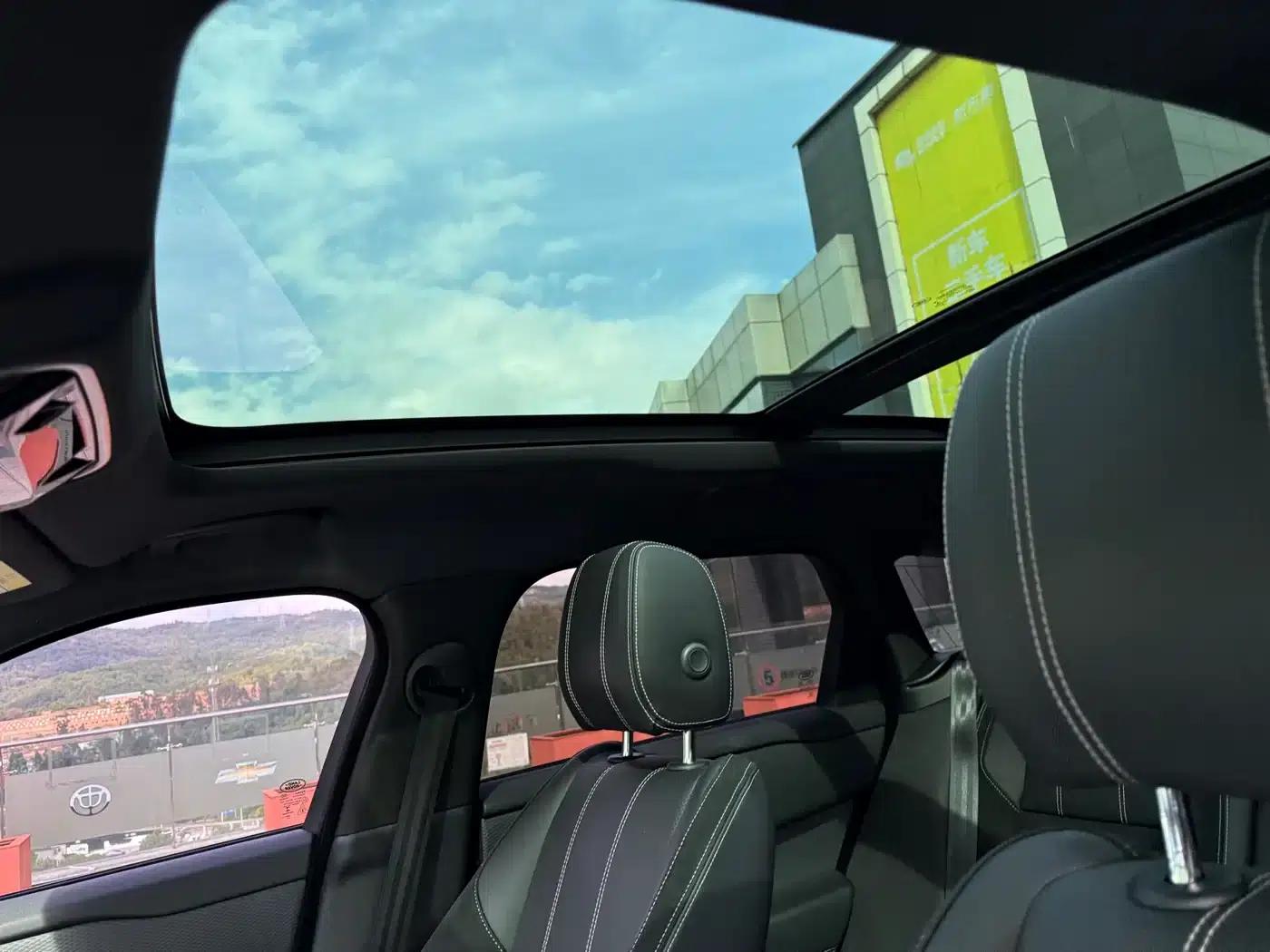 Range Rover Velar 2019 250PS R-DYNAMIC S — миниатюра 31
