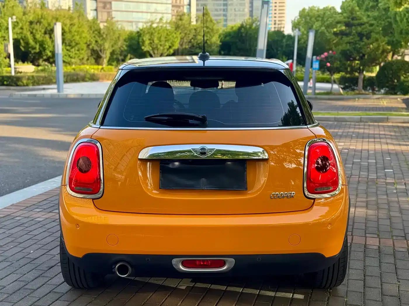 2015 MINI 1.5T COOPER Fun 5-Door — миниатюра 4