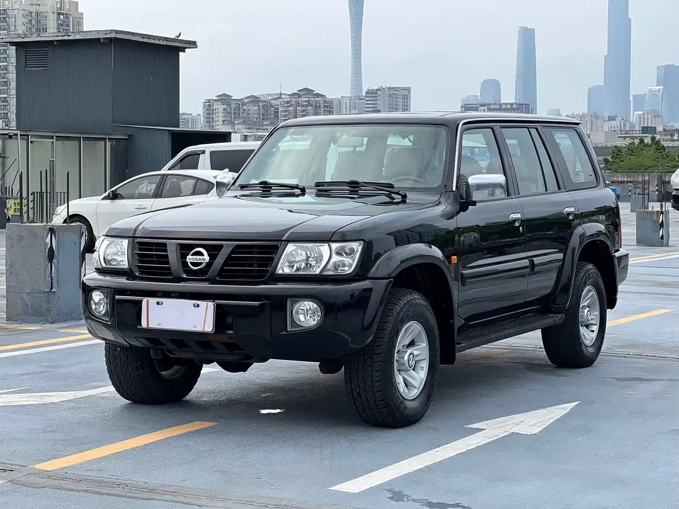 Nissan Patrol 2004 4800 GRX — миниатюра 1