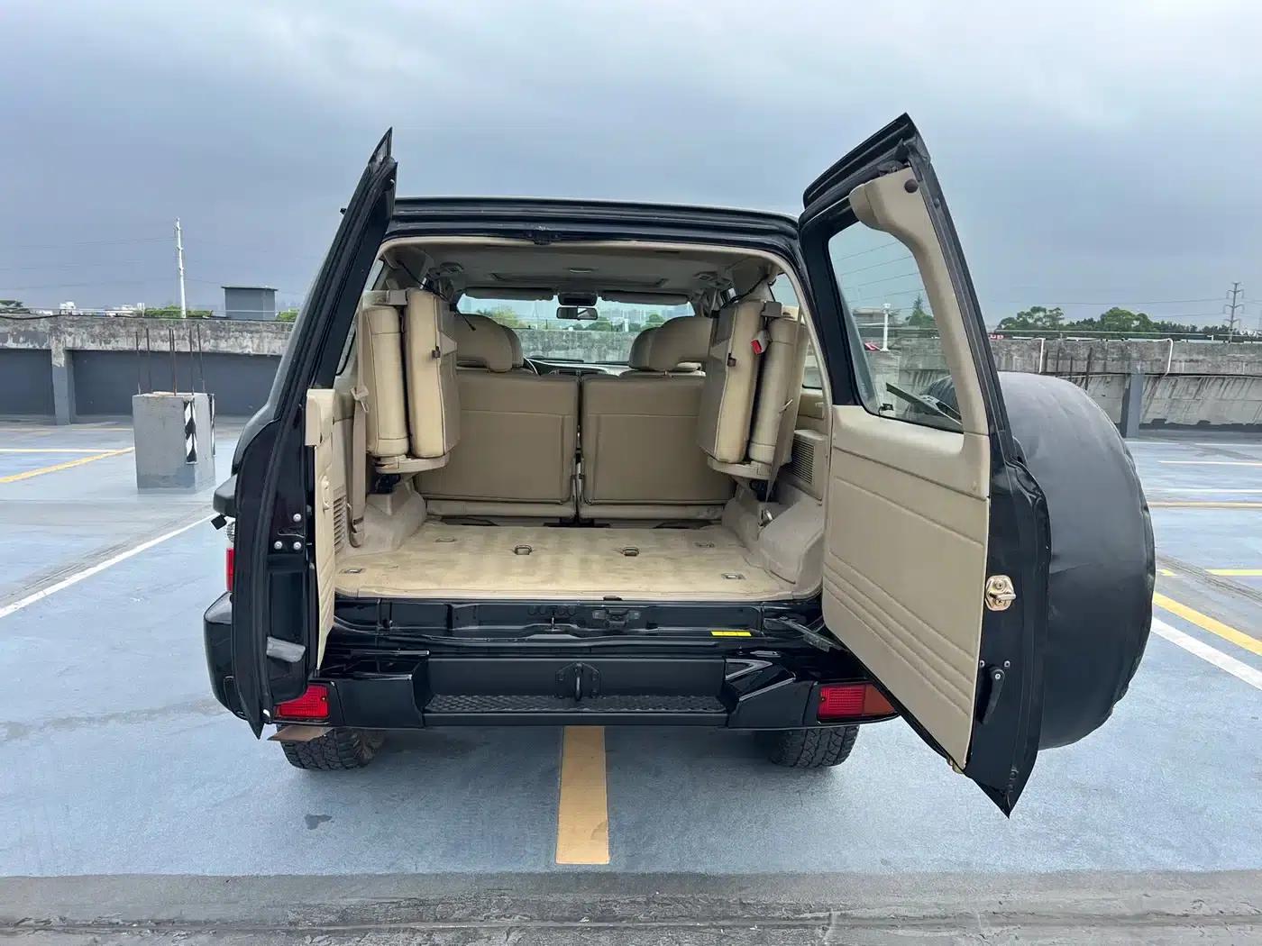 Nissan Patrol 2004 4800 GRX — миниатюра 15