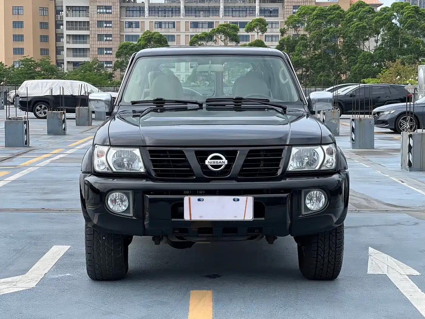 Nissan Patrol 2004 4800 GRX — миниатюра 5