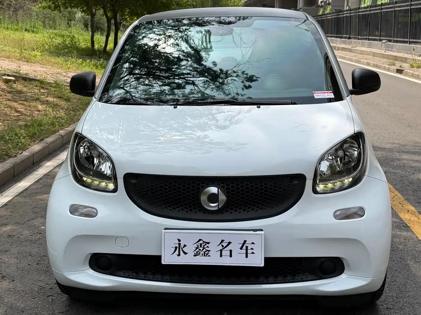 2015 Smart Fortwo 1.0L 52kW Hardtop Dynamic Edition — миниатюра 2