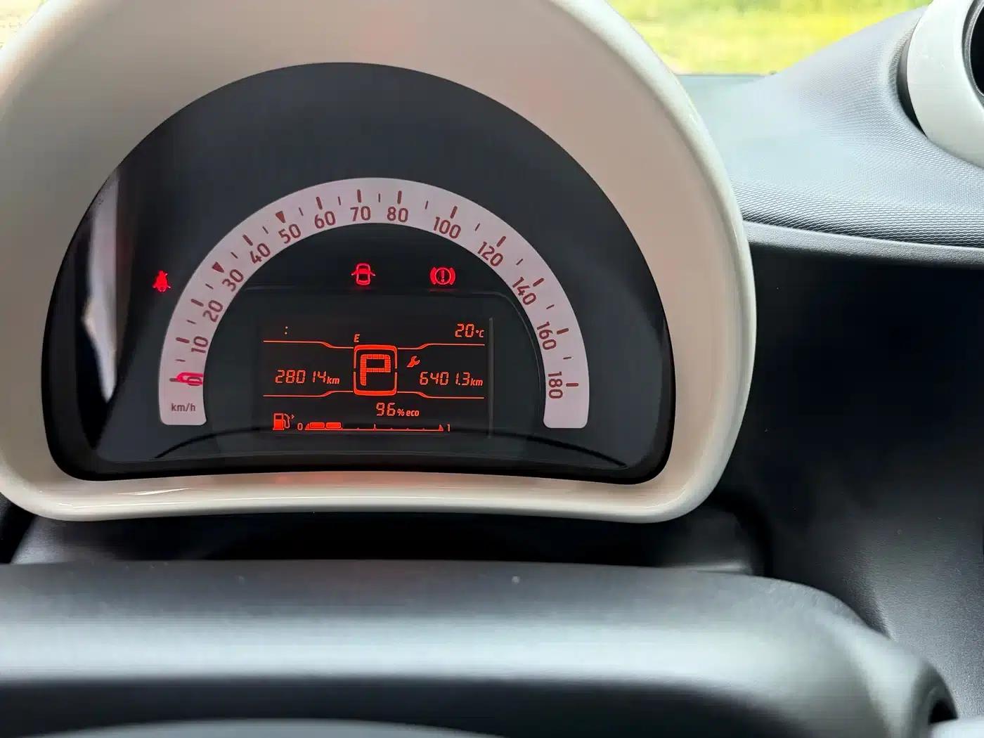 2015 Smart Fortwo 1.0L 52kW Hardtop Dynamic Edition — миниатюра 5