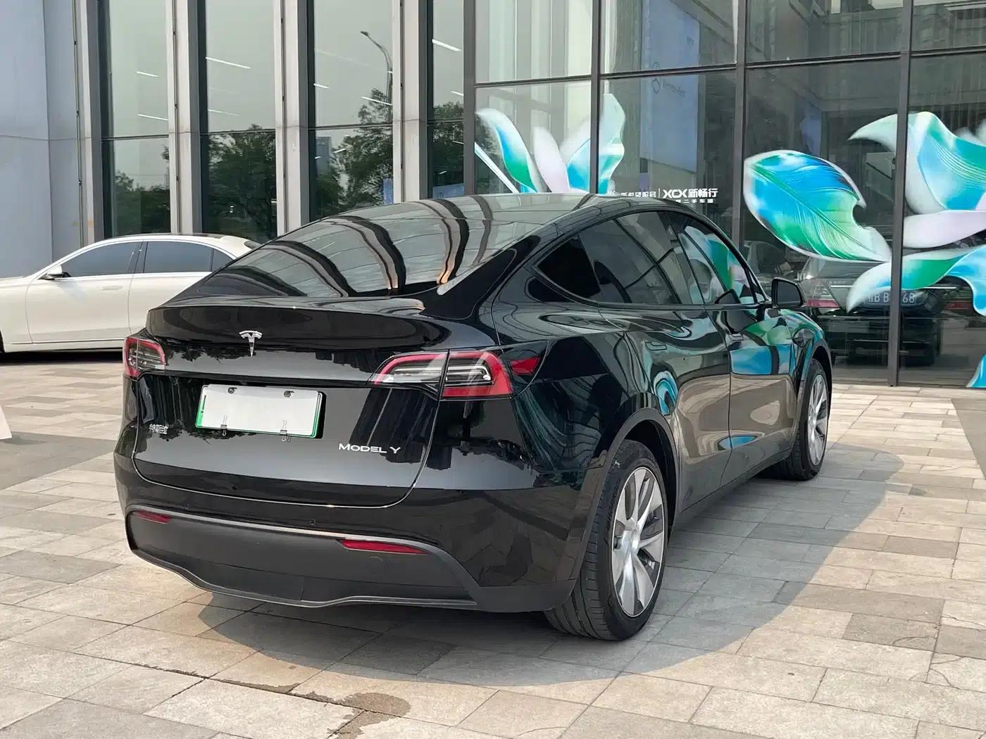 Model Y 2022 Rear-Wheel Drive — миниатюра 4