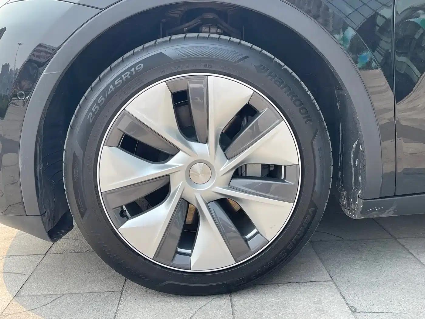 Model Y 2022 Rear-Wheel Drive — миниатюра 9