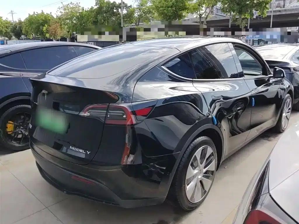 Model Y 2022 Facelift Rear-Wheel Drive Version — миниатюра 7