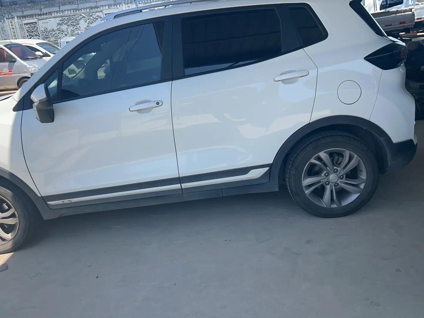 CHANGAN CS15 2019 1.5L Manual Entry-Level Version China VI Standard — миниатюра 3