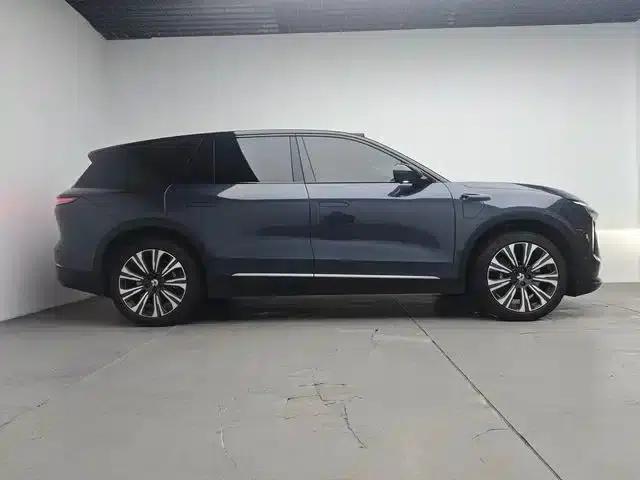 NIO ES8 2023 model 75kWh — миниатюра 8