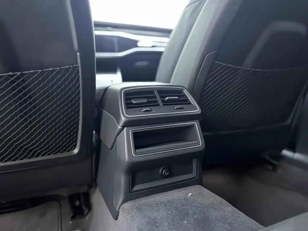 Audi A6L 2019 40 TFSI Luxury Elegance — миниатюра 22