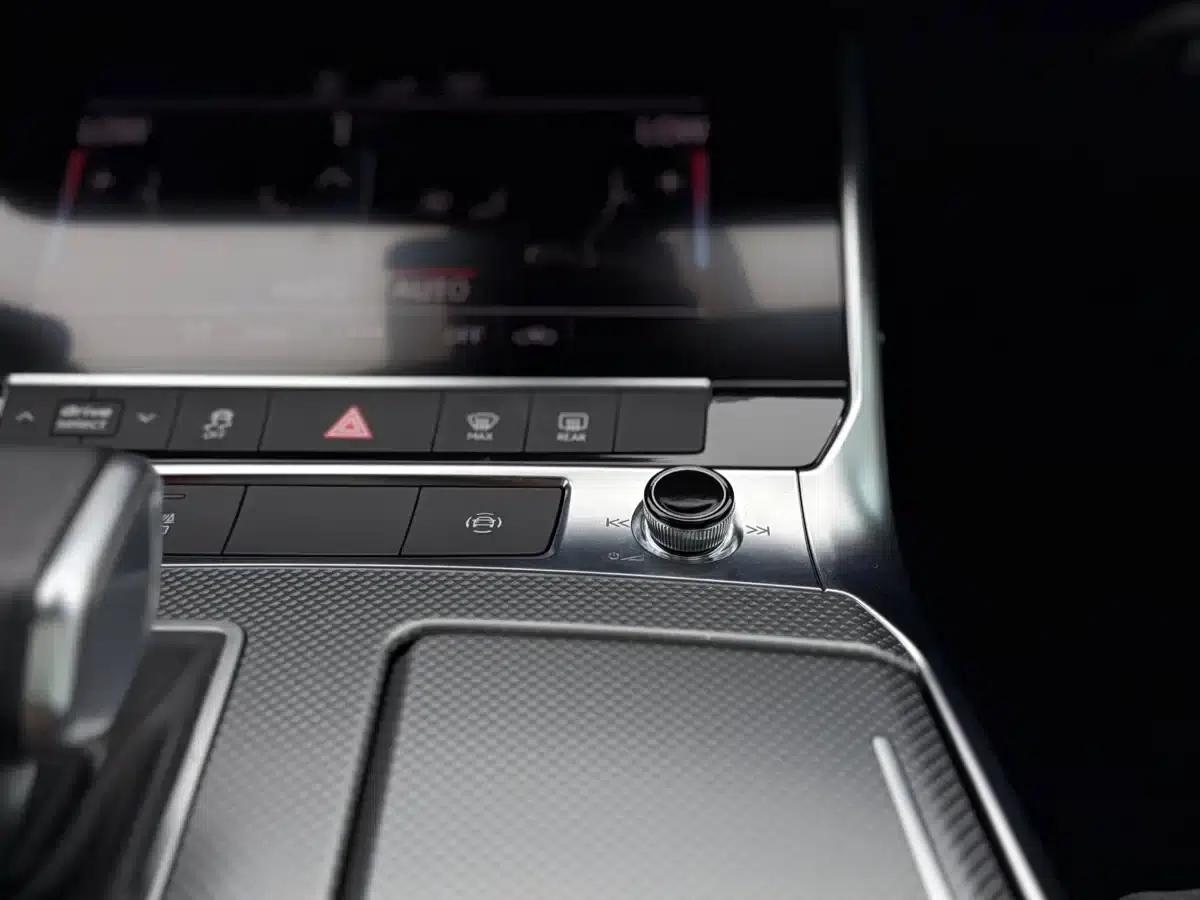 Audi A6L 2020 45 TFSI Premium Dynamic Edition — миниатюра 12