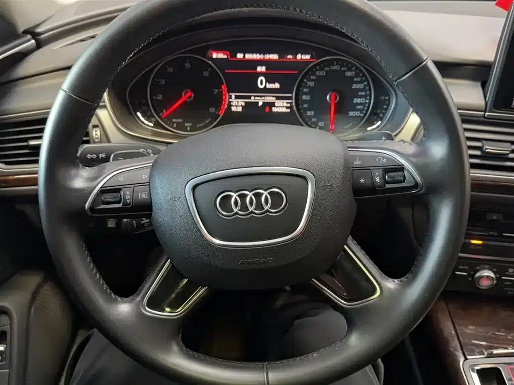 Audi A6L 2018 30th Anniversary Edition 35 TFSI Fashion Model — миниатюра 16
