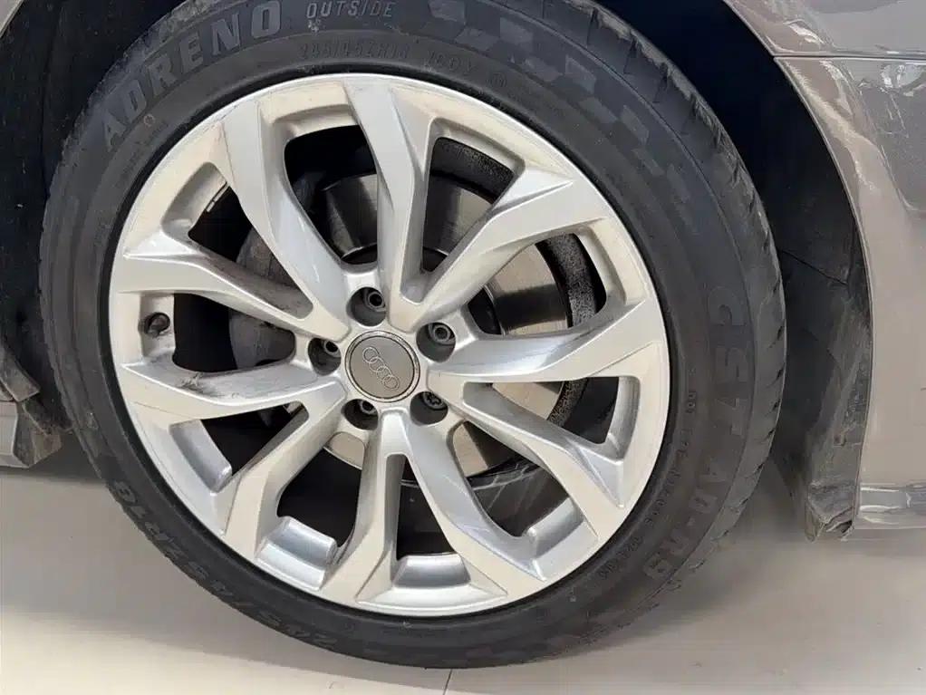 Audi A6L 2018 30th Anniversary Edition 35 TFSI Fashion Model — миниатюра 6