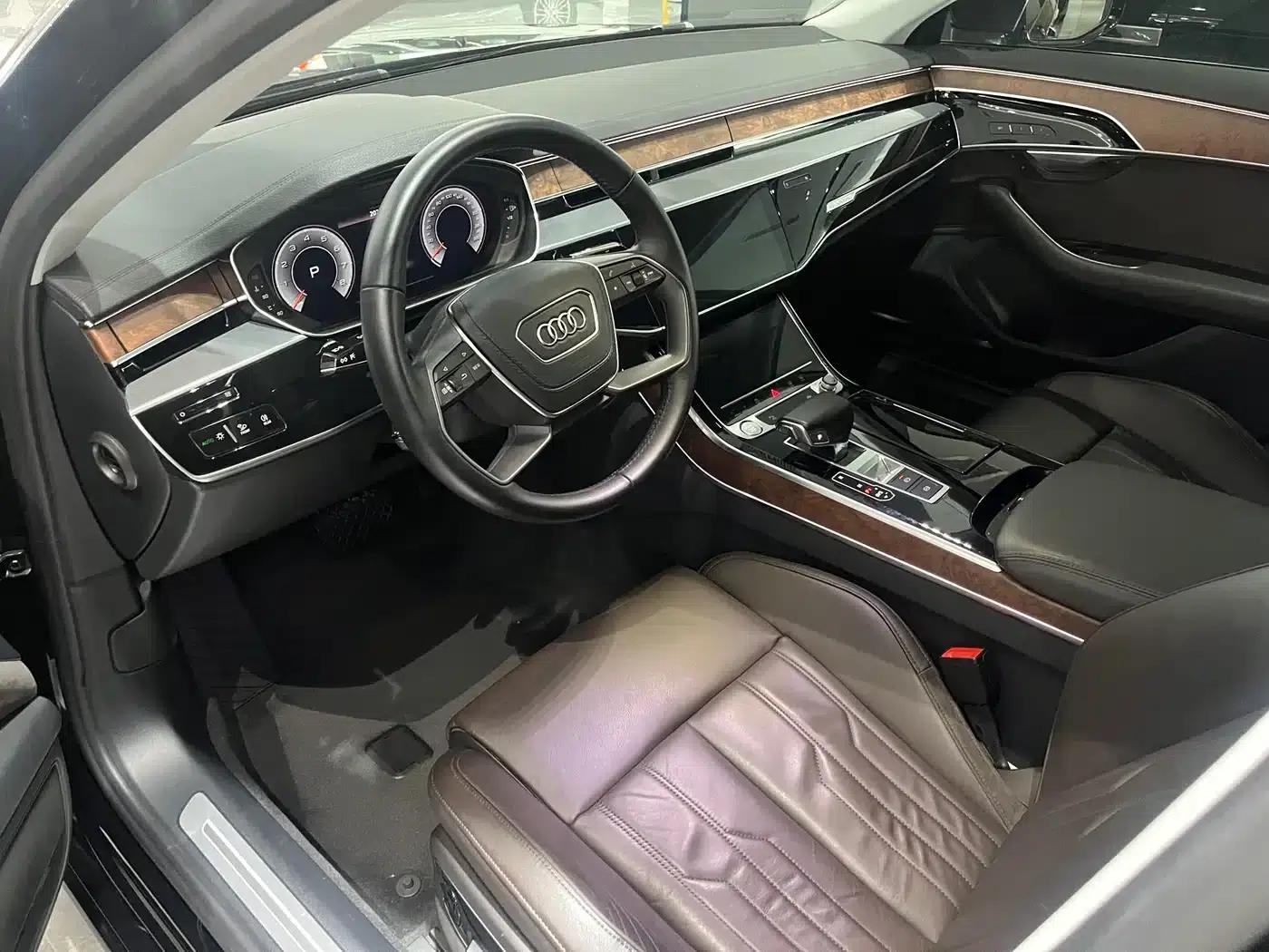 Audi A8 2018 A8L 55 TFSI quattro Premium Edition — миниатюра 4