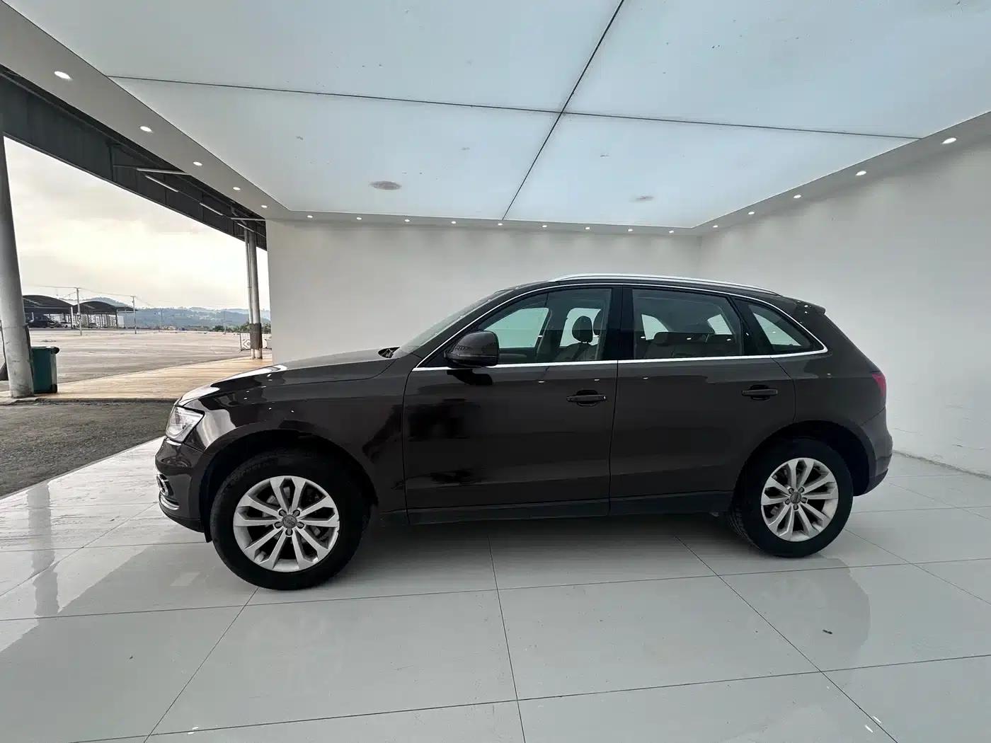 Audi Q5 2015 40 TFSI Technology Edition — миниатюра 3