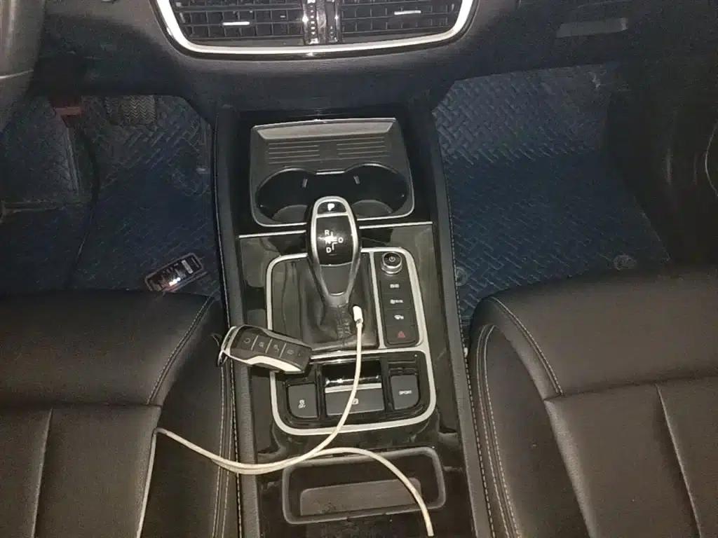 Song MAX 2021 Upgraded Version 1.5T Automatic Premium 6-Seater — миниатюра 14