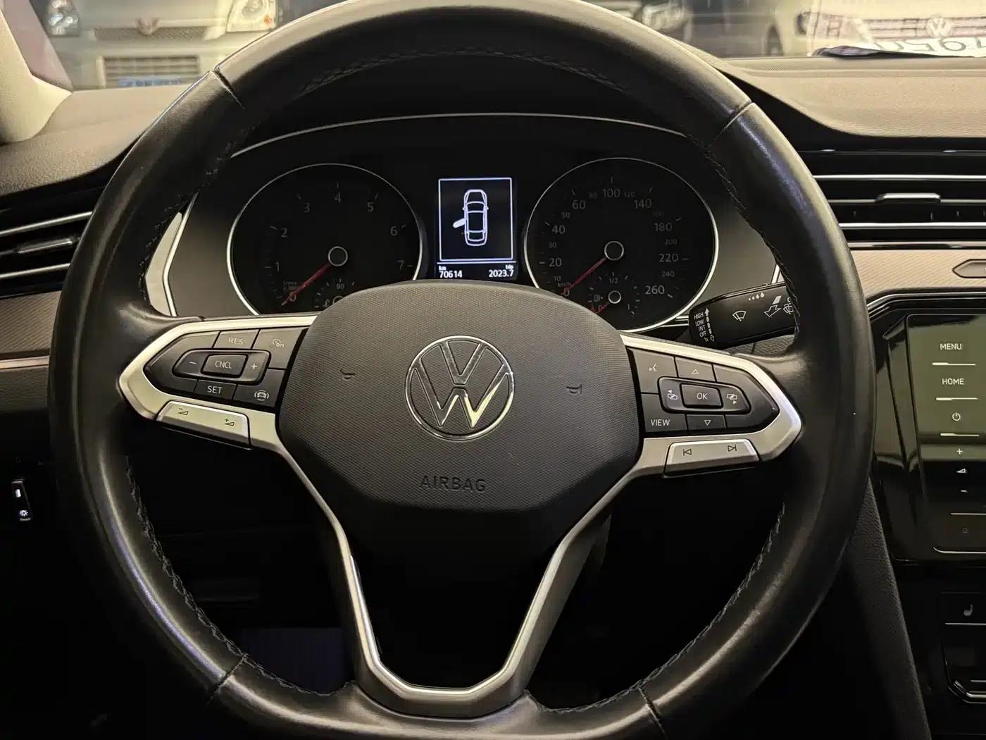 Volkswagen Passat 2021 330TSI DSG 30th Anniversary Edition — миниатюра 5