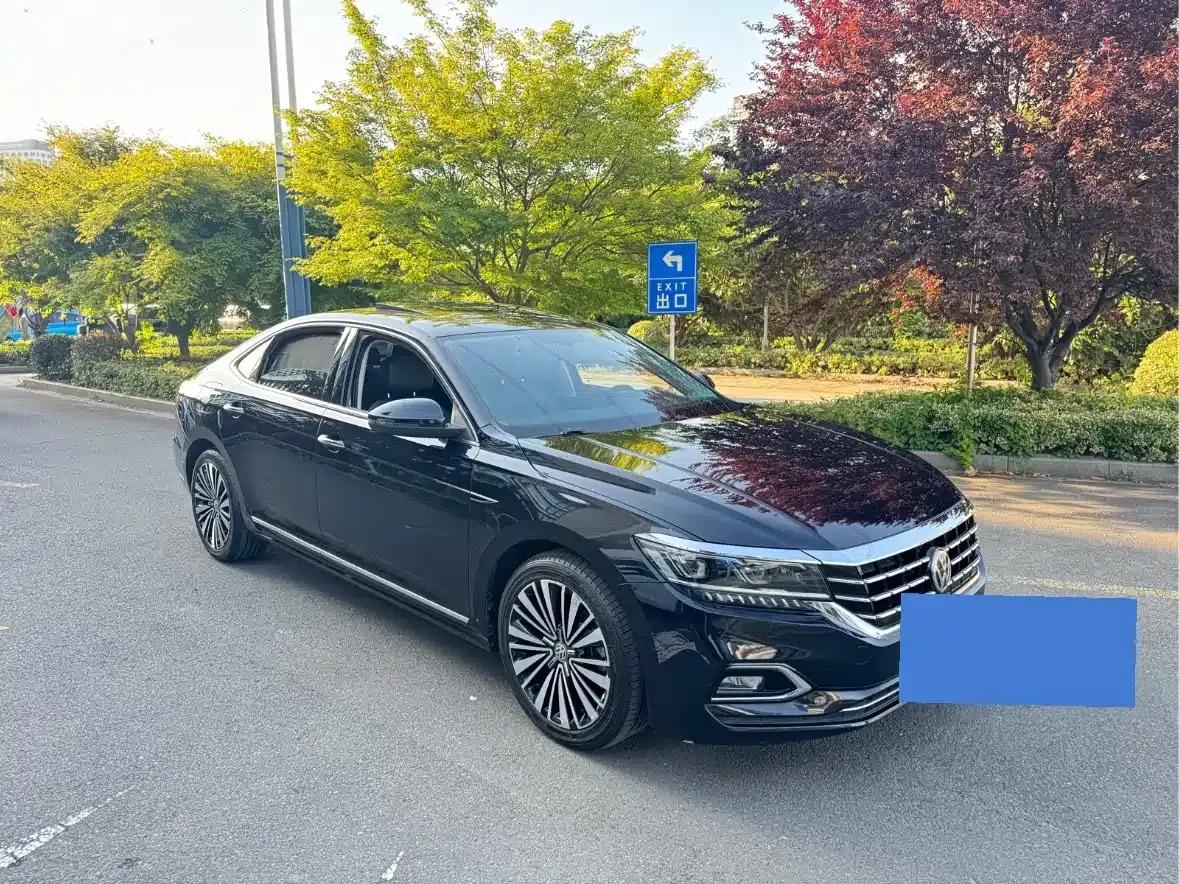 2020 Volkswagen Passat 330TSI Luxury Edition (National V Emission Standard) — миниатюра 3
