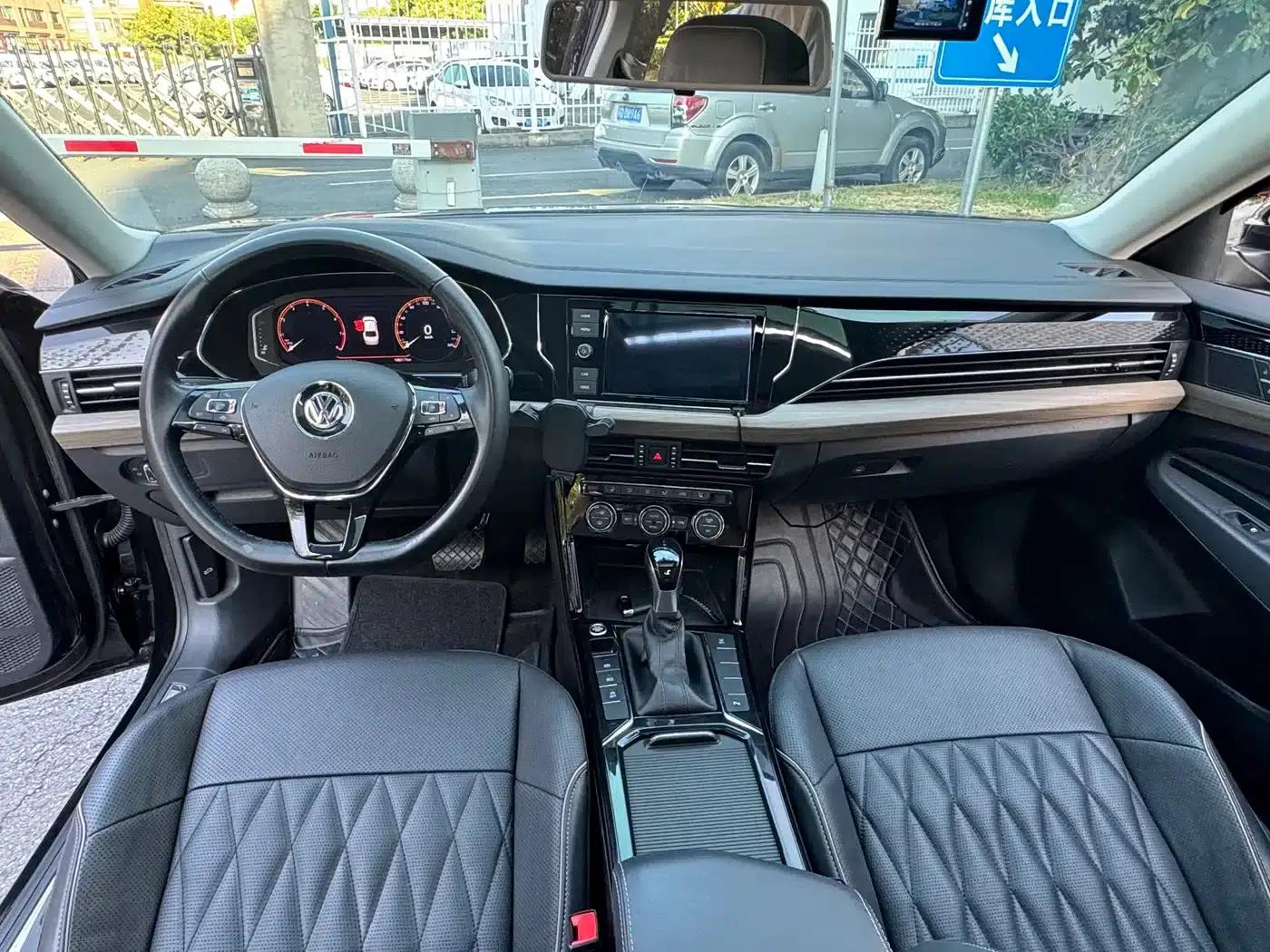 2020 Volkswagen Passat 330TSI Luxury Edition (National V Emission Standard) — миниатюра 10