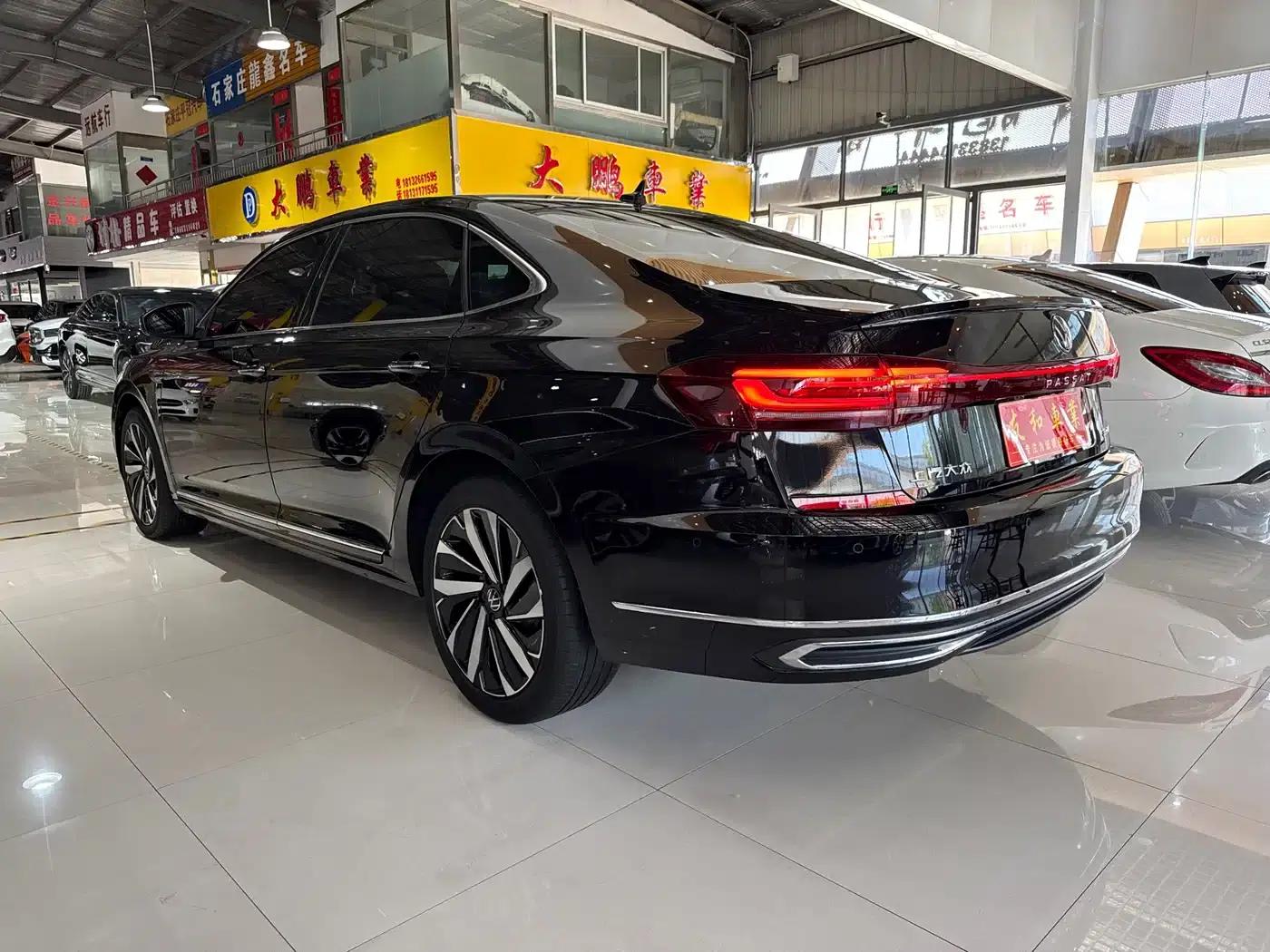 2022 Passat 330TSI Luxury Edition — миниатюра 10