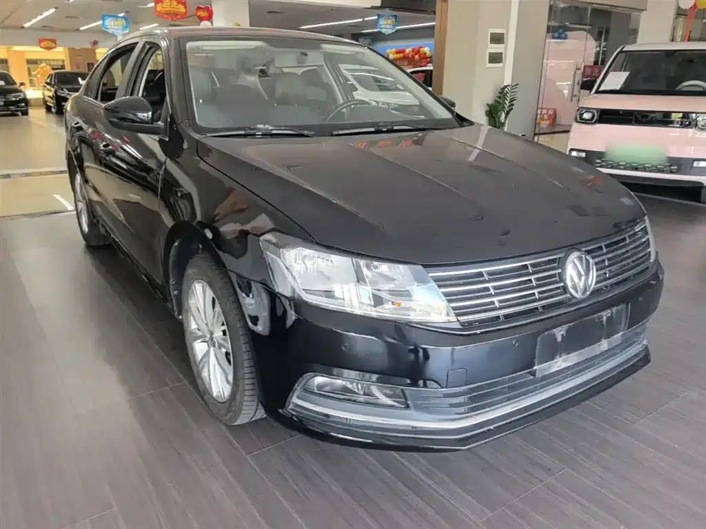 2017 Volkswagen Lavida 230TSI DSG Comfort Edition — миниатюра 4