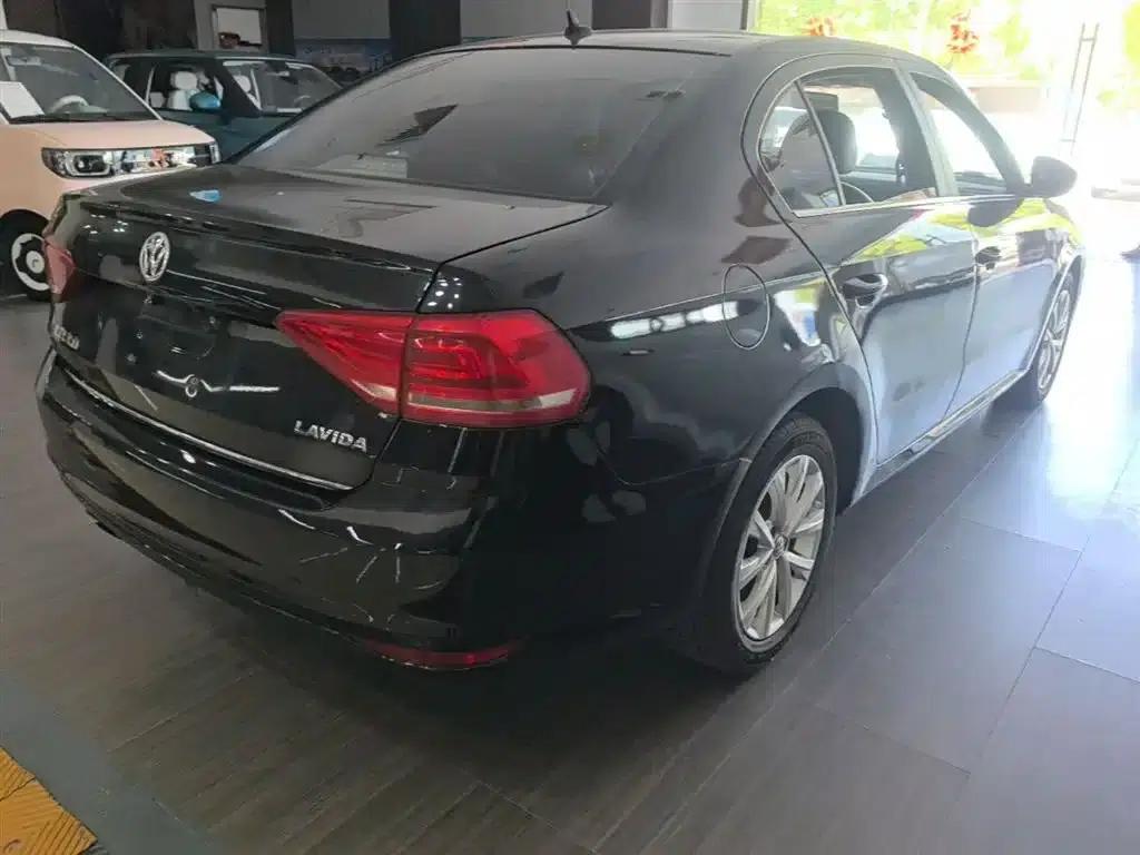 2017 Volkswagen Lavida 230TSI DSG Comfort Edition — миниатюра 7