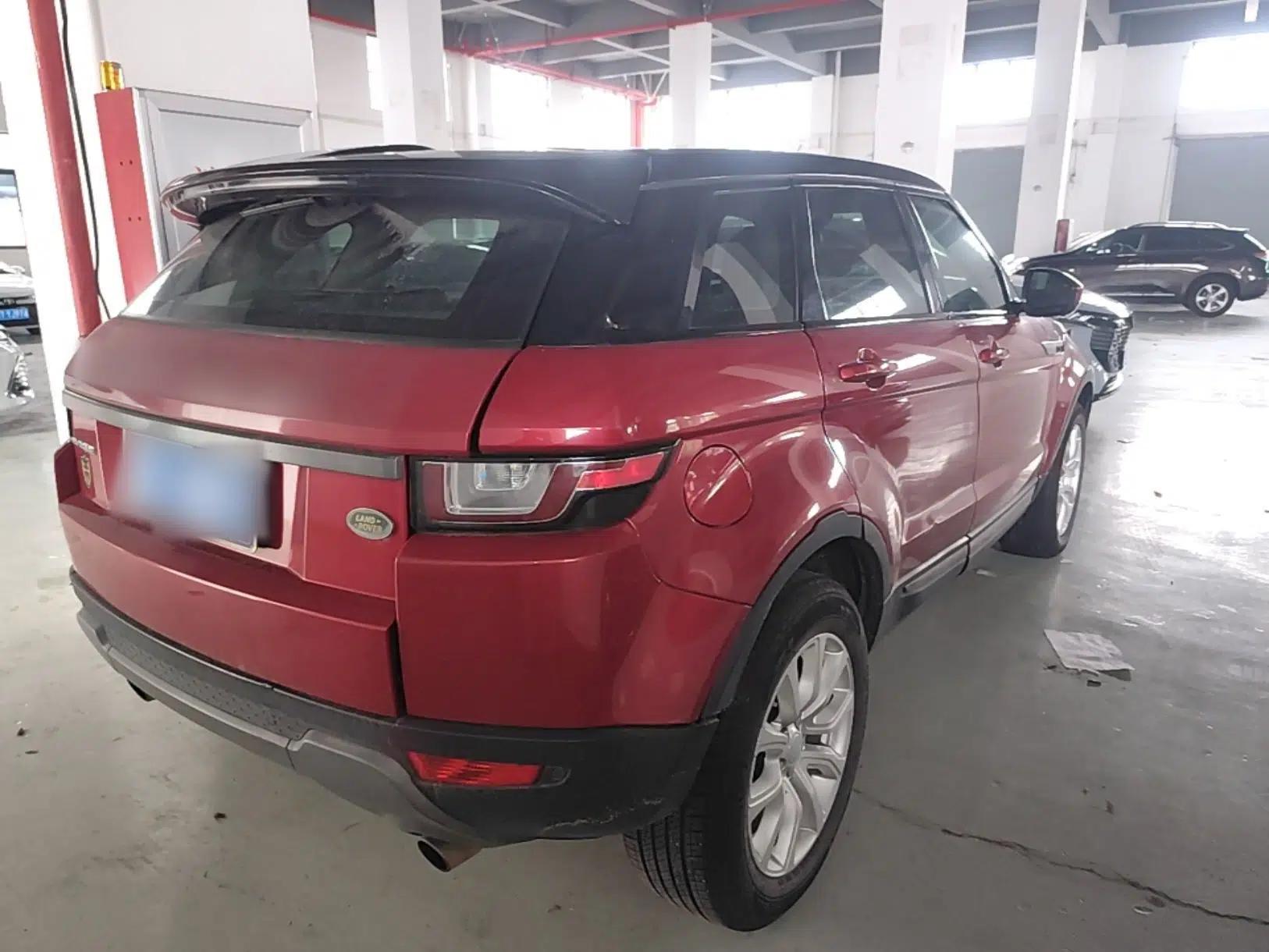 Land Rover Range Evoque 2016 2.0T PURE Style Edition — миниатюра 4