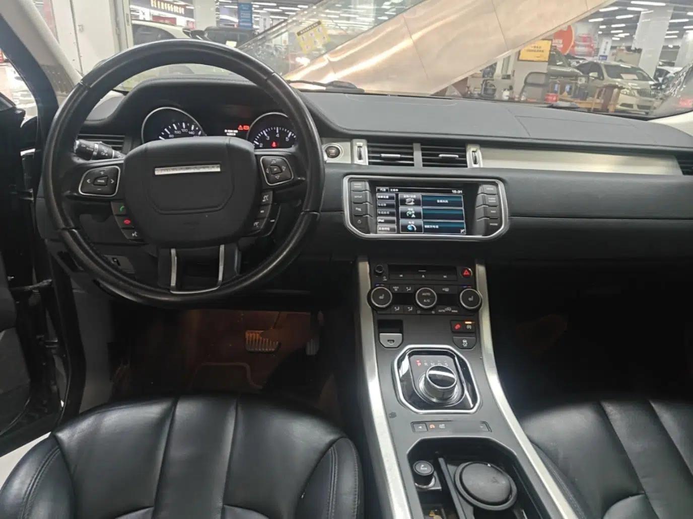 Land Rover Range Evoque 2015 2.0T Five-Door Zhiyao Edition — миниатюра 12