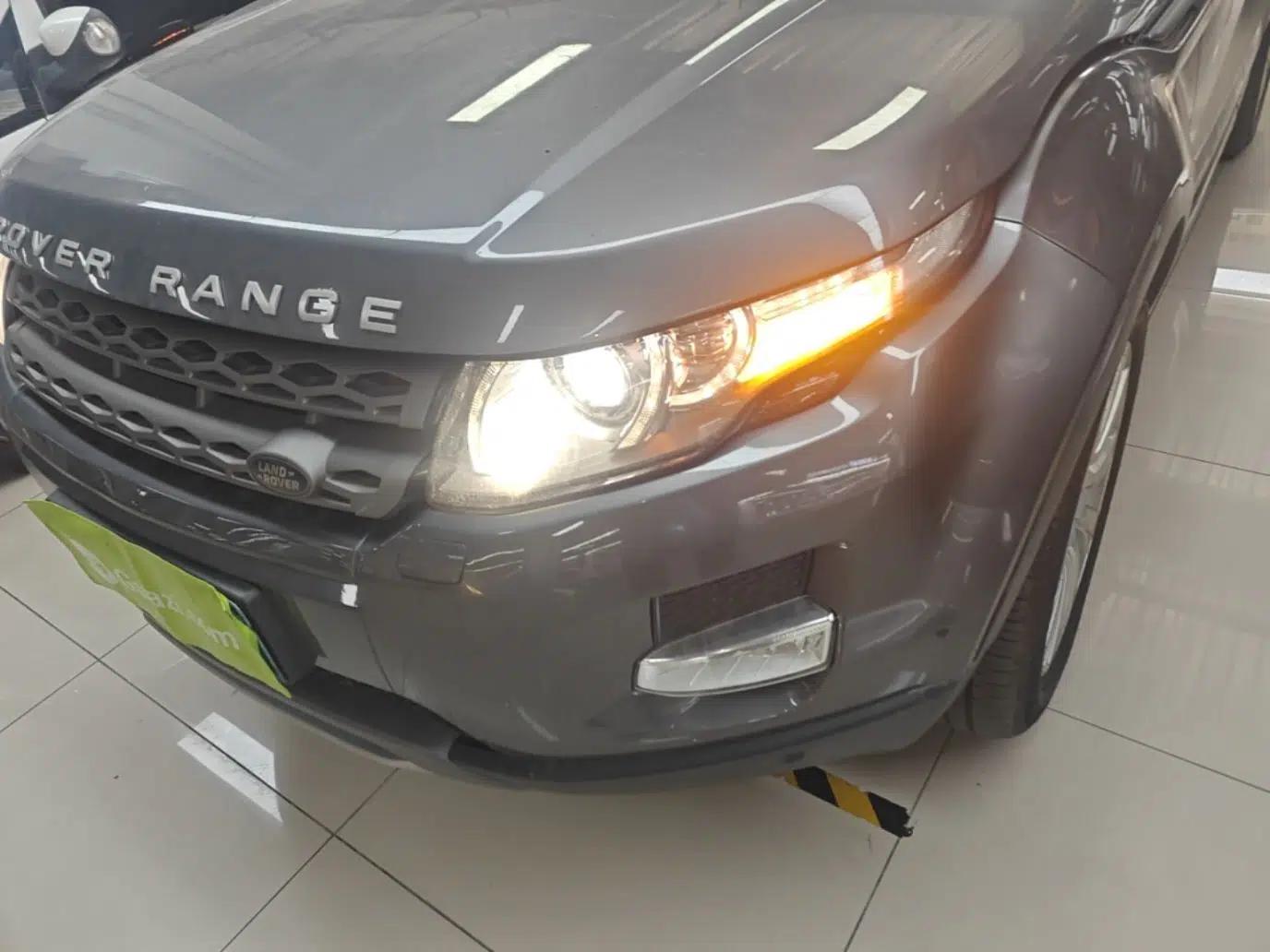 Land Rover Range Evoque 2015 2.0T Five-Door Zhiyao Edition — миниатюра 5