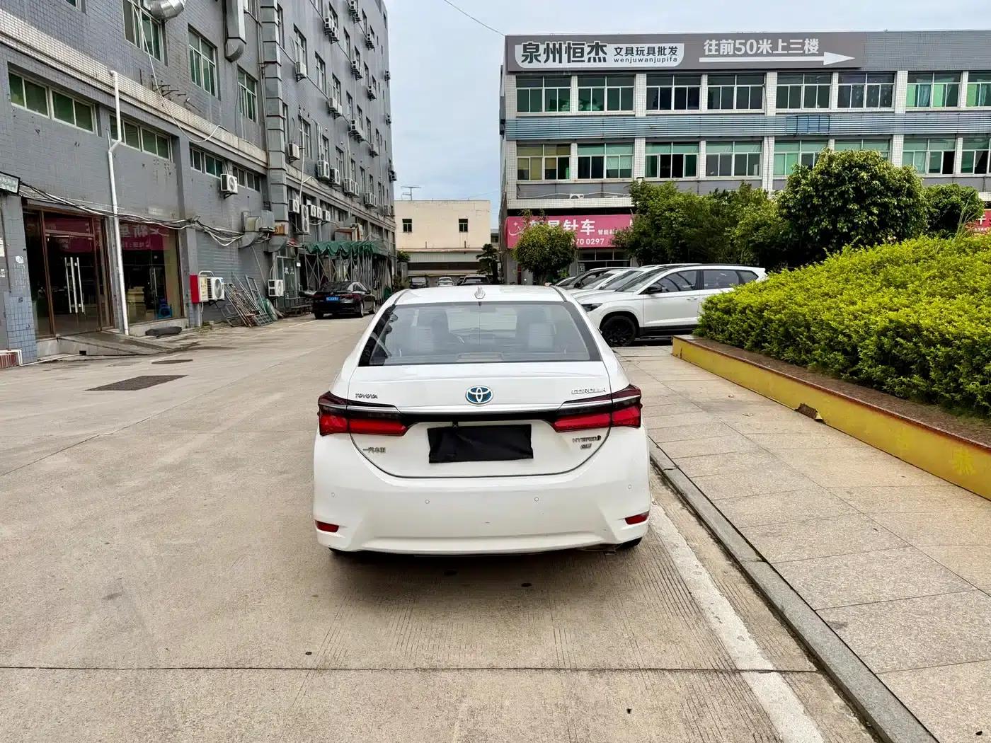 2018 Toyota Corolla Hybrid 1.8L E-CVT Smart Edition — миниатюра 4