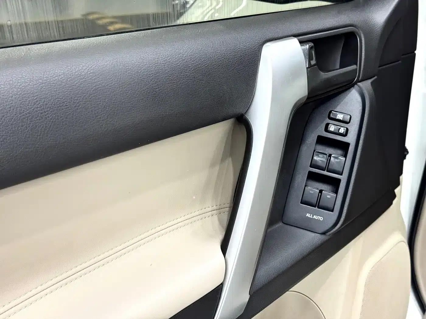 2010 Prado (Imported) Middle East Version — миниатюра 18