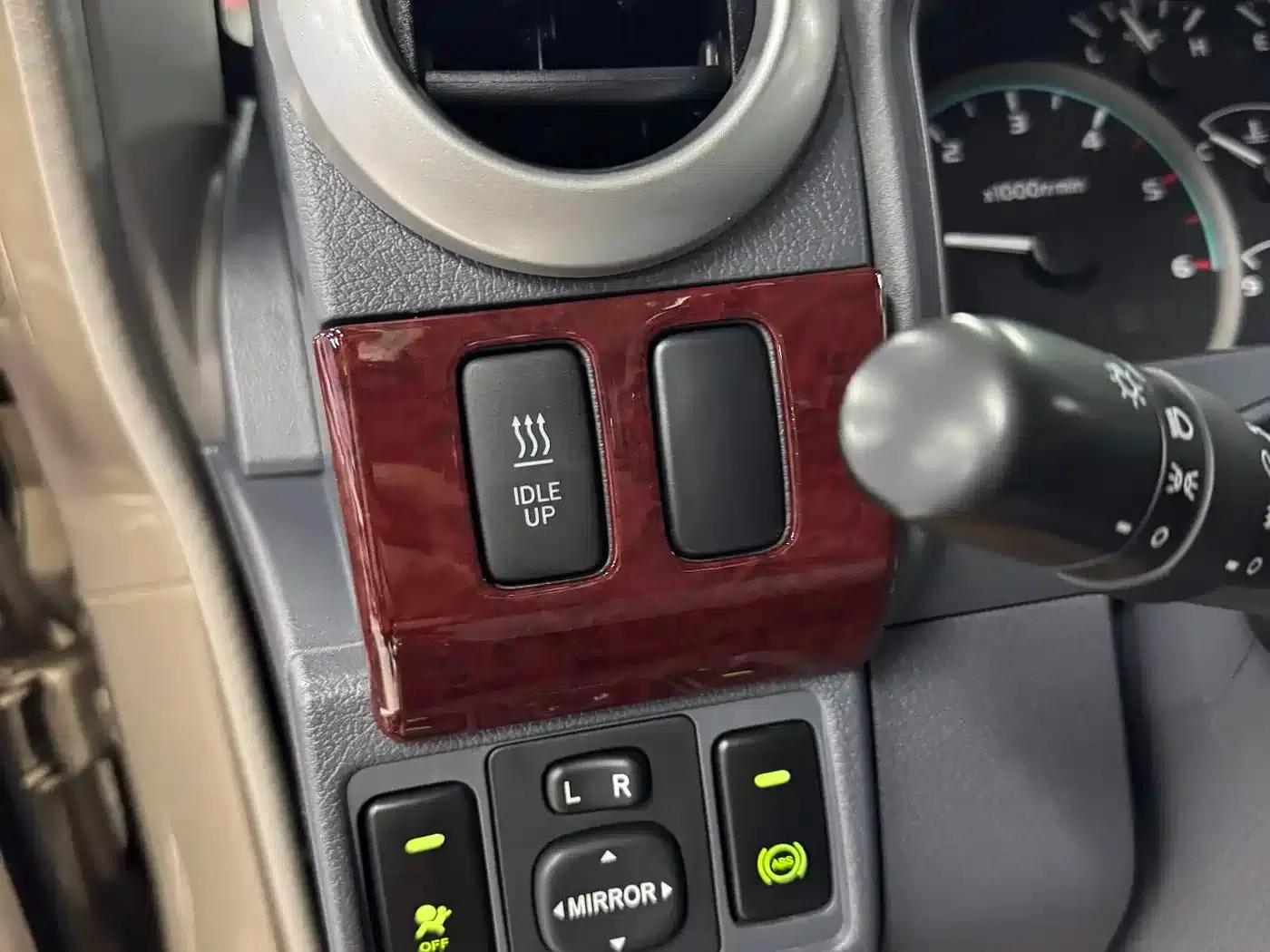 Land Cruiser (Imported) LC79 2019 Model 4.5L Manual — миниатюра 18