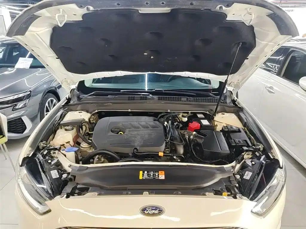 2013 Ford Mondeo 1.5L GTDi180 Fashion Edition — миниатюра 20