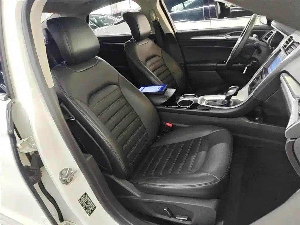 2013 Ford Mondeo 1.5L GTDi180 Fashion Edition — миниатюра 25