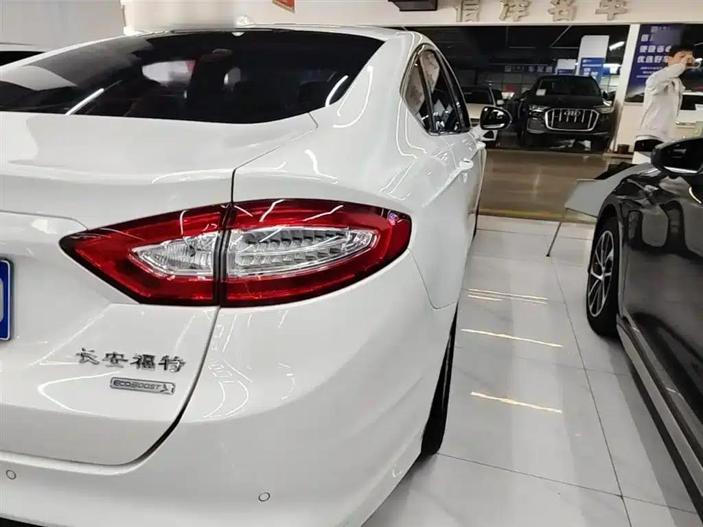 2013 Ford Mondeo 1.5L GTDi180 Fashion Edition — миниатюра 8