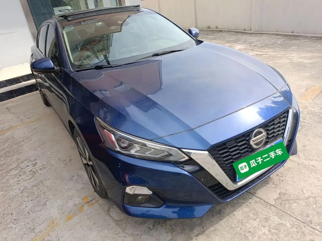 Nissan Teana 2021 2.0L XL Upper AD1 Smart Drive & Navigation Edition — миниатюра 3