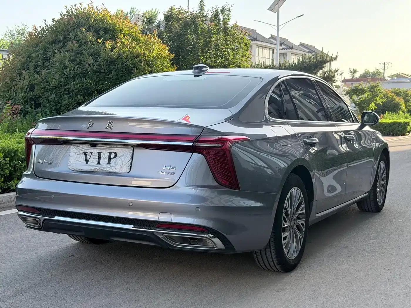 Hongqi H5 2023 2.0T Automatic Intelligent Flagship Edition — миниатюра 4