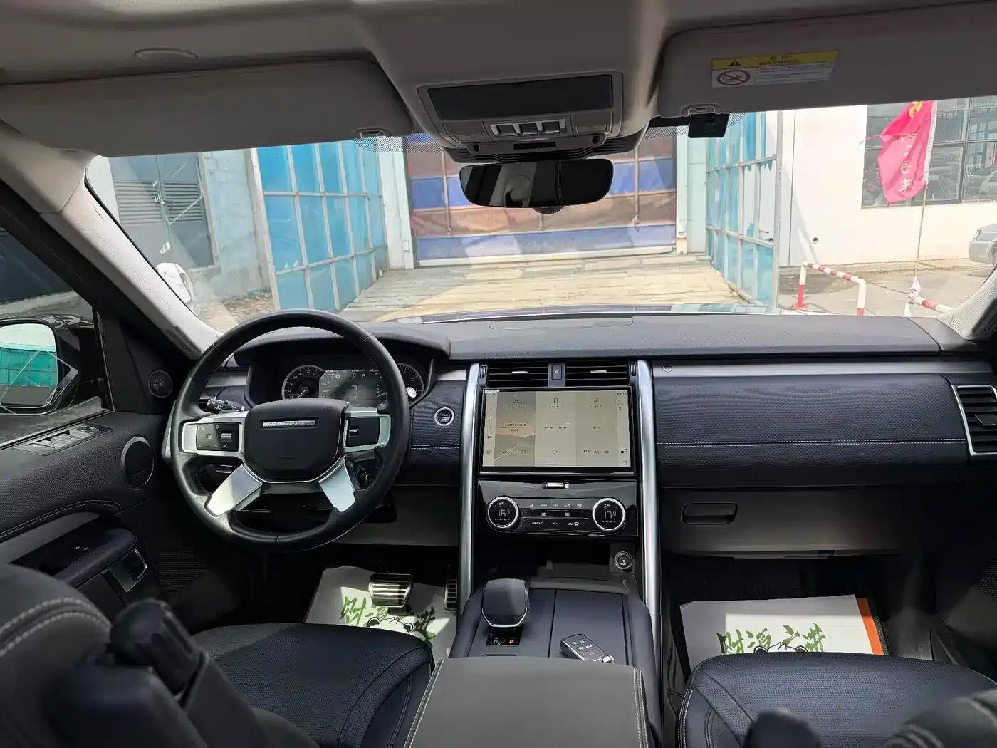 Discover 2023 Facelifted 360PS R-Dynamic SE — миниатюра 17