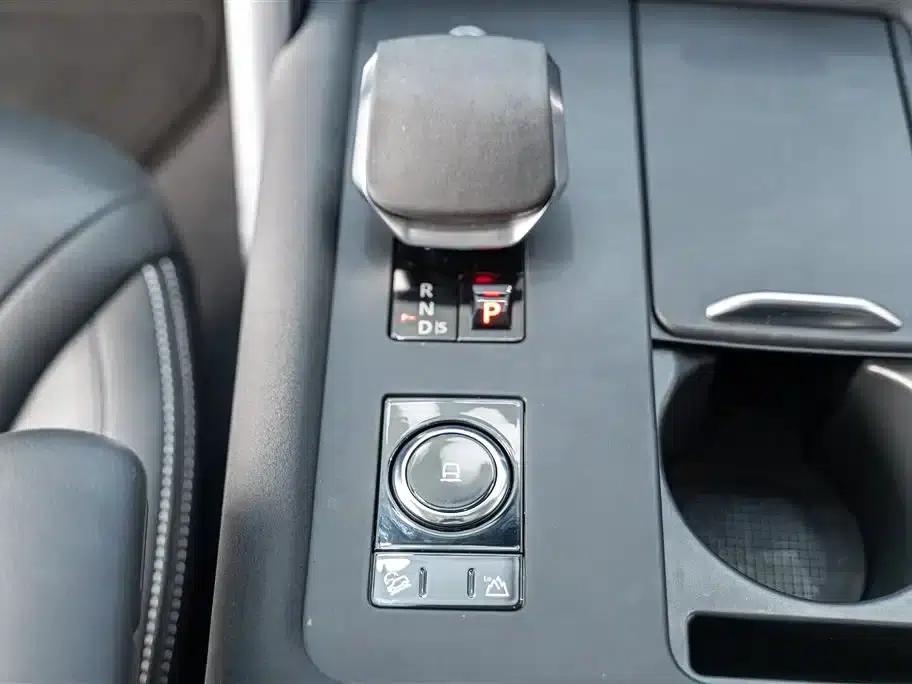 Discover 2023 Facelifted 360PS R-Dynamic S — миниатюра 16