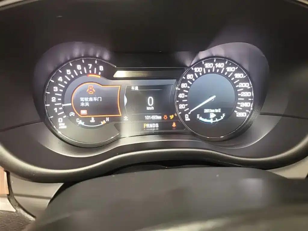 Lincoln MKC 2018 2.0T AWD Premium Edition — миниатюра 12