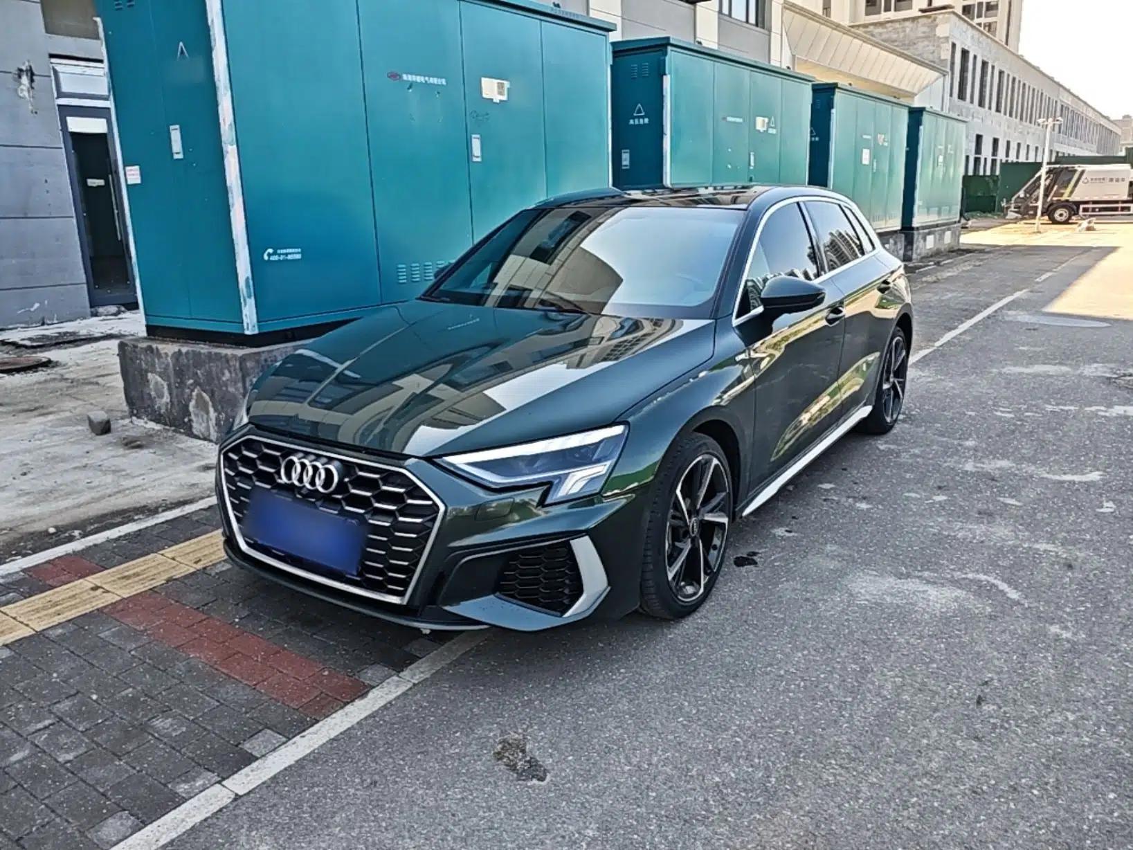 Audi A3 2022 Sportback 35 TFSI Fashionable Sports Model — миниатюра 1