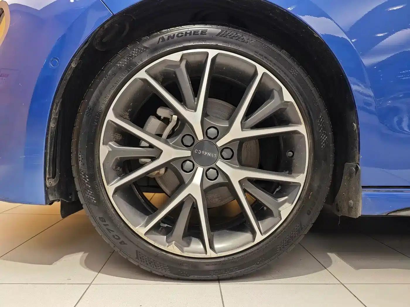Lynk & Co 03 2019 1.5TD DCT Pro Edition (China VI Emission Standard) — миниатюра 6